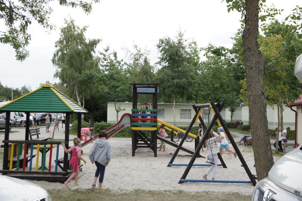 Holiday Resort & Camping Intercamp'84 웨바 외부 사진