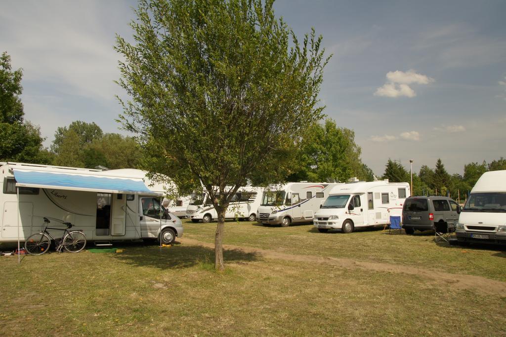 Holiday Resort & Camping Intercamp'84 웨바 외부 사진