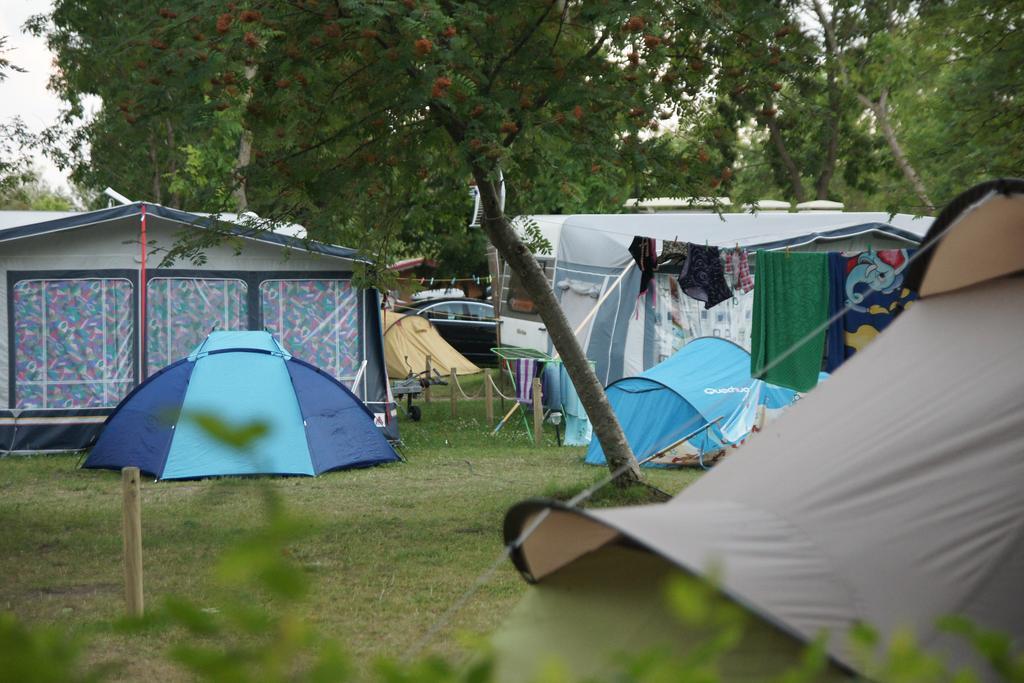 Holiday Resort & Camping Intercamp'84 웨바 외부 사진